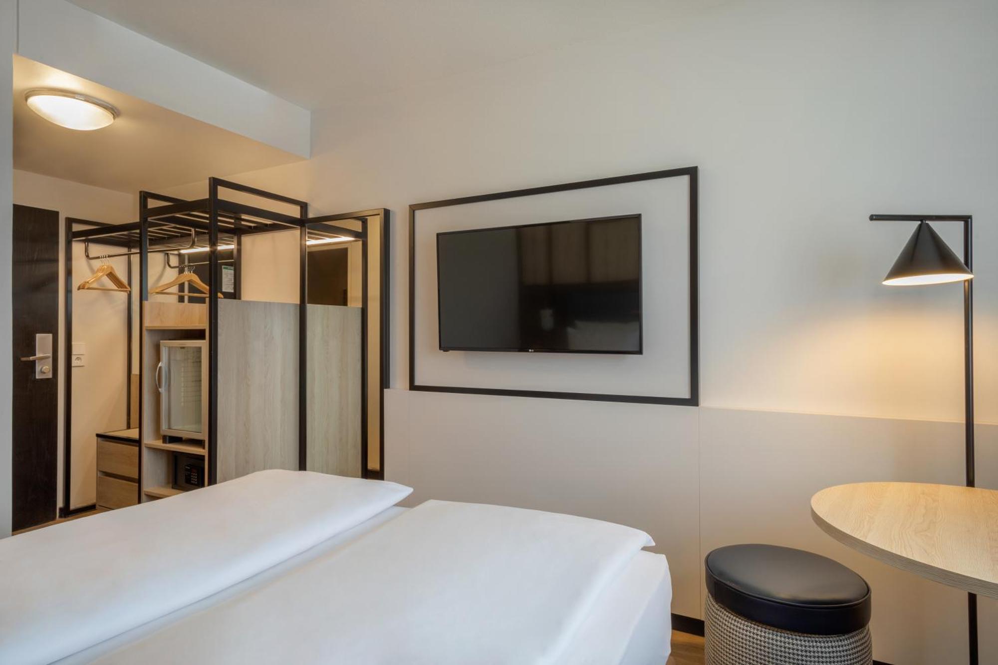 Center Affiliated By Melia 4* Munich